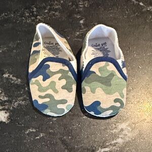 Baby Camo Slip-On Walkers in Green & Blue